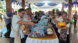 ຊາວພຸດຮ່ວມໃສ່ບາດ ບຸນເຂົ້າພັນສາ ປະຈຳປີ 2026