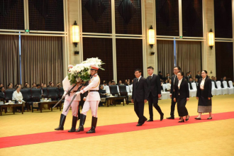 Senior Party and State Leaders Pay Floral Tributes to Former National Assembly President Xaysomphone Phomvihane