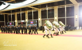 Vietnamese Embassy, Community Pay Tribute to Lao National Assembly President