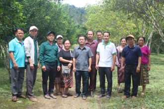 ບ້ານທ່າຫລວງ ພັດທະນາການປູກໄມ້ໃຫ້ໝາກດສ້າງລາຍຮັບໄດ້ຫລາຍຕື້ກີບ