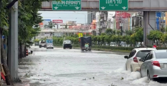 ໄພນ້ຳຖ້ວມຢູ່ໄທ ເຮັດໃຫ້ມີຜູ້ເສຍຊີວິດ 24 ຄົນ