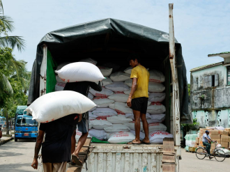ມຽນມາ ສົ່ງອອກເຂົ້າ ກວ່າ 973,000 ໂຕນພາຍໃນ 6 ເດືອນ