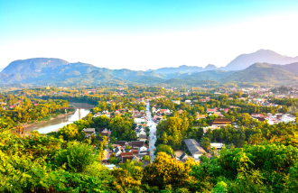 ຫລວງພະບາງ ຕັ້ງເປົ້າສ້າງຄອບຄົວພົ້ນທຸກກວ່າ 10 ພັນຄອບຄົວ ໃນ 5 ວຽກຈຸດສຸມ