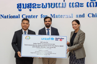 Australia Delivers More Than 100,000 Vaccine Doses to Protect Lao Children and Girls