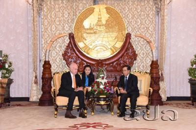 Vice President Receives Outgoing U.S Ambassador